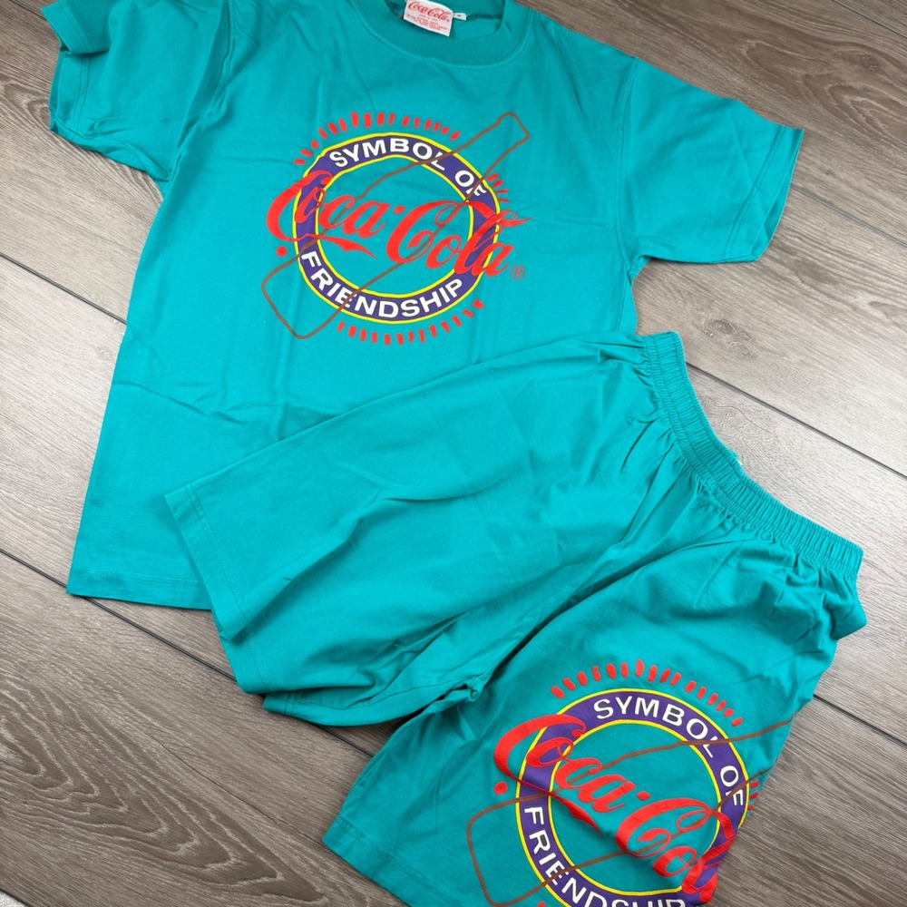 Coca-Cola Mens T-Shirt and Shorts Set 1991 Symbol of Friendship Teal Small